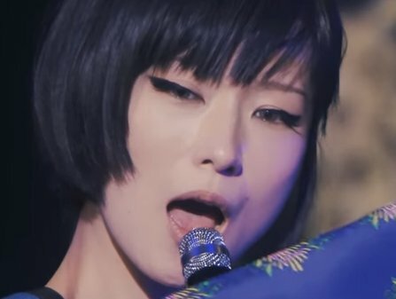 椎名林檎つけまバサバサの画像